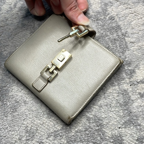 Gucci Leather Piston Lock Jackie Wallet Compact Ivory Gray - Picture 12 of 17